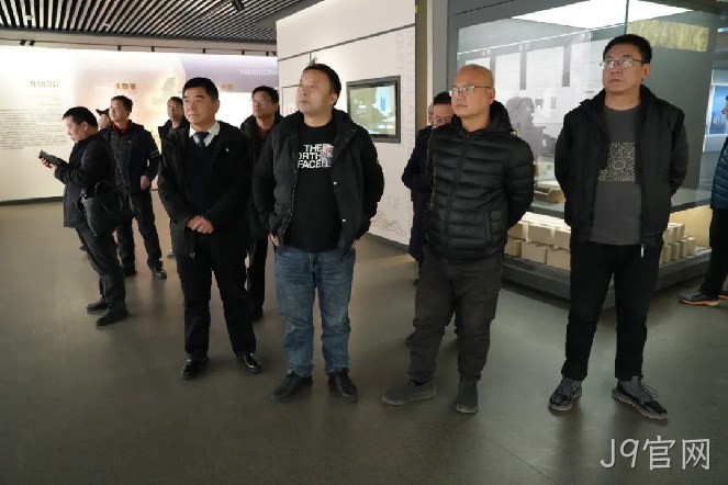 关注 |“康友汇营销高管”一行走进J9官网开展凤香酒海探究之旅
